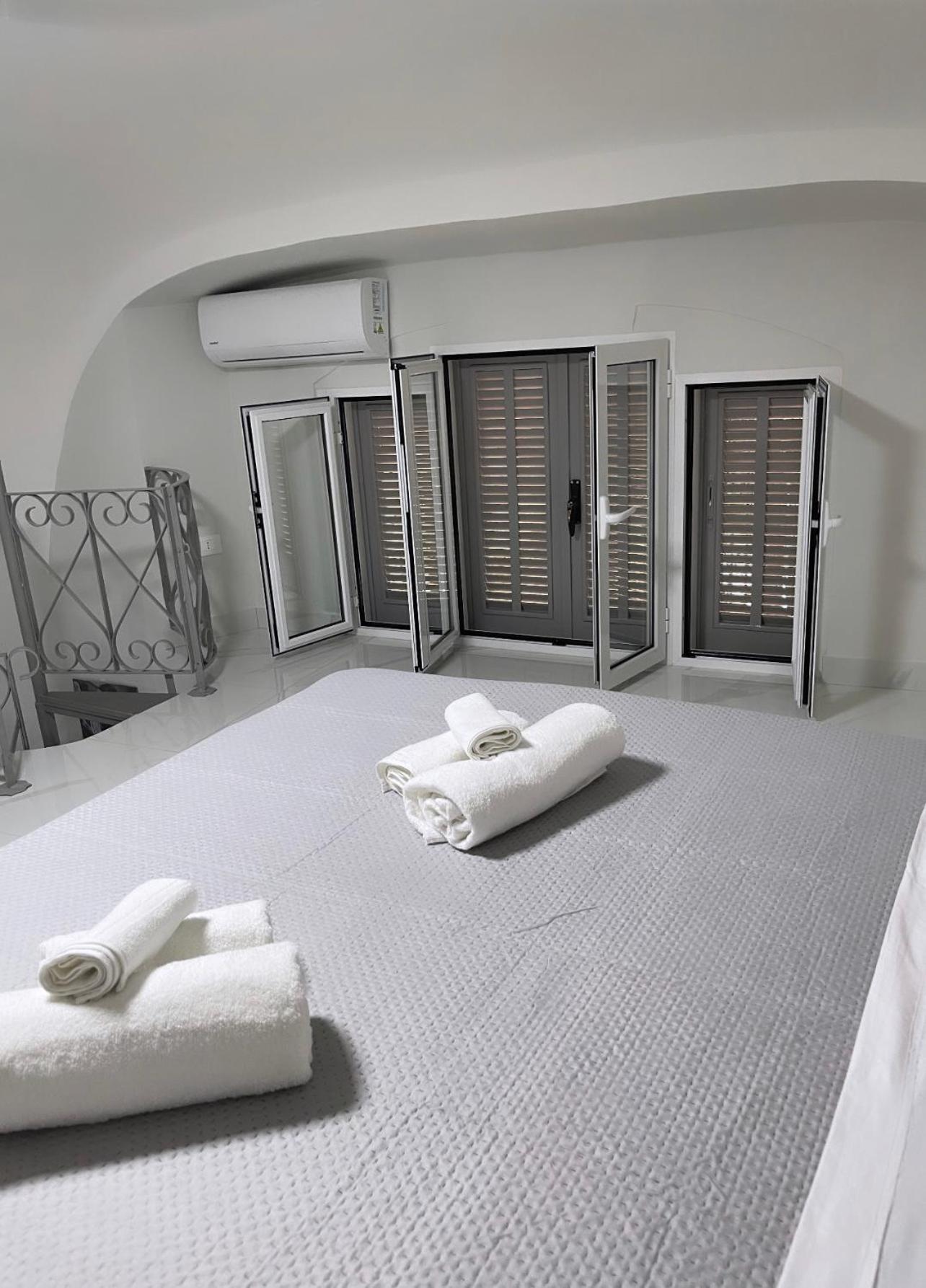 Casa Mrgio Apartment Naples Exterior photo